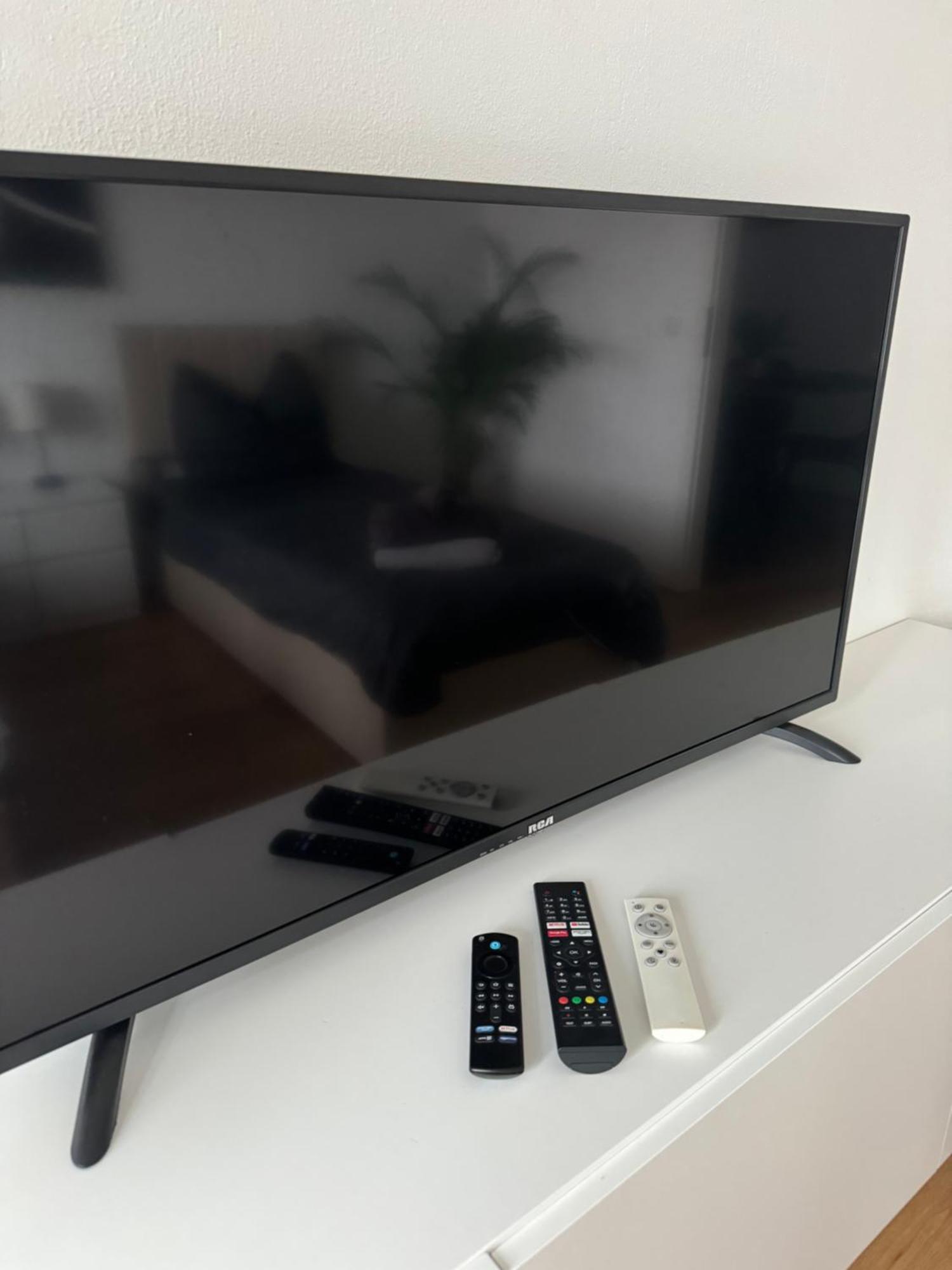 Monteur-& Ferienwohnung Eichmann Дрезден Экстерьер фото